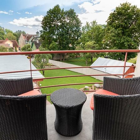Vabaduse Apartments Pärnu Dış mekan fotoğraf